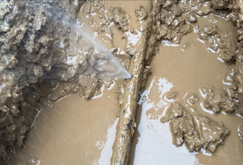 South Coast Water Mains Leak
